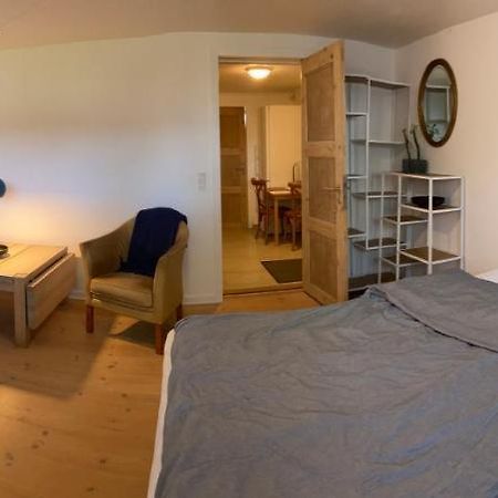 Apartament Vaerelse Med Eget Kokken Og Bad Esbjerg Zewnętrze zdjęcie